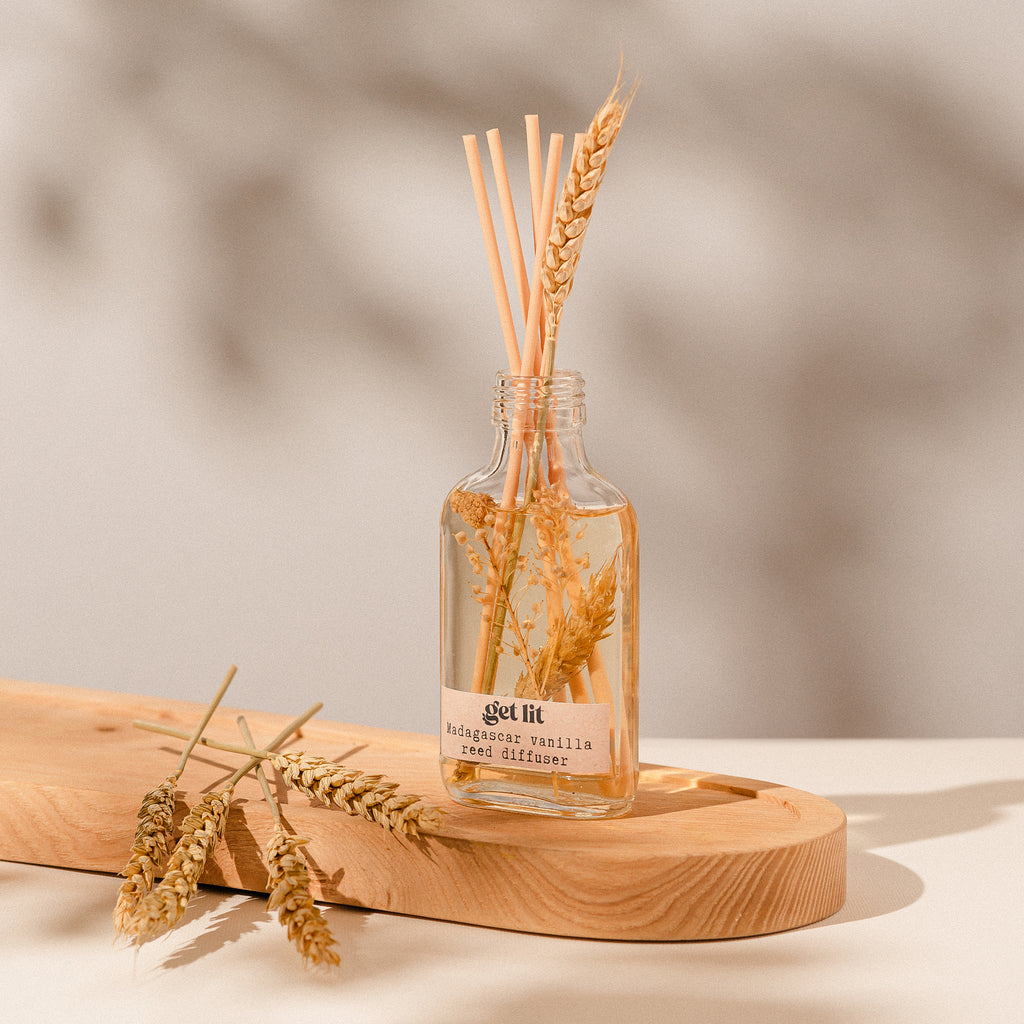 Difuzor de Parfum | Bete din Ratan | Cadou Personalizat Get Lit | Parfum Black Orchid & Vanilie