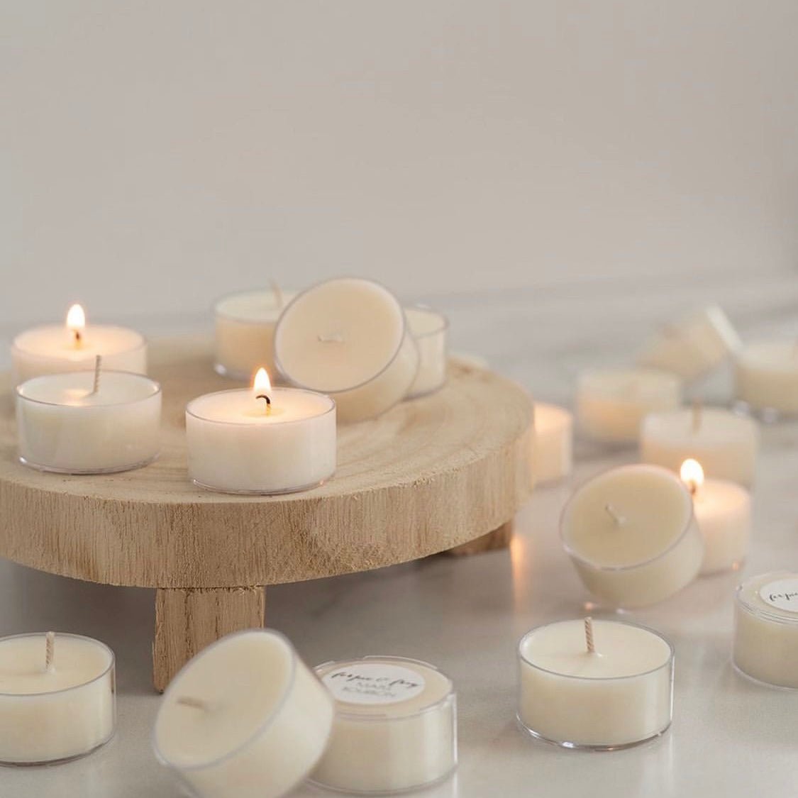 Lumanari parfumate din ceara de soia Get Lit | Handcrafted in Romania | Cadou Vegan & Eco-Friendly