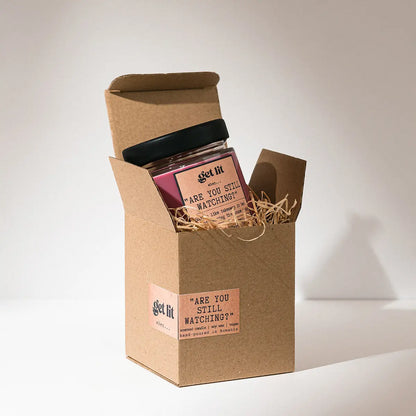 Lumanare parfumata din ceara de soia | Cadou Personalizat Get Lit | Lumanare Netflix | Lumanare Weekend